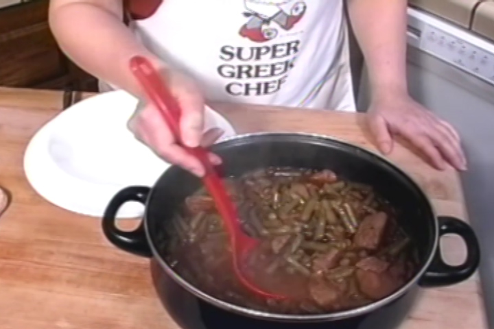 Arni Me Fasolakia (Greek Lamb Stew with Green Beans and Tomato Sauce)